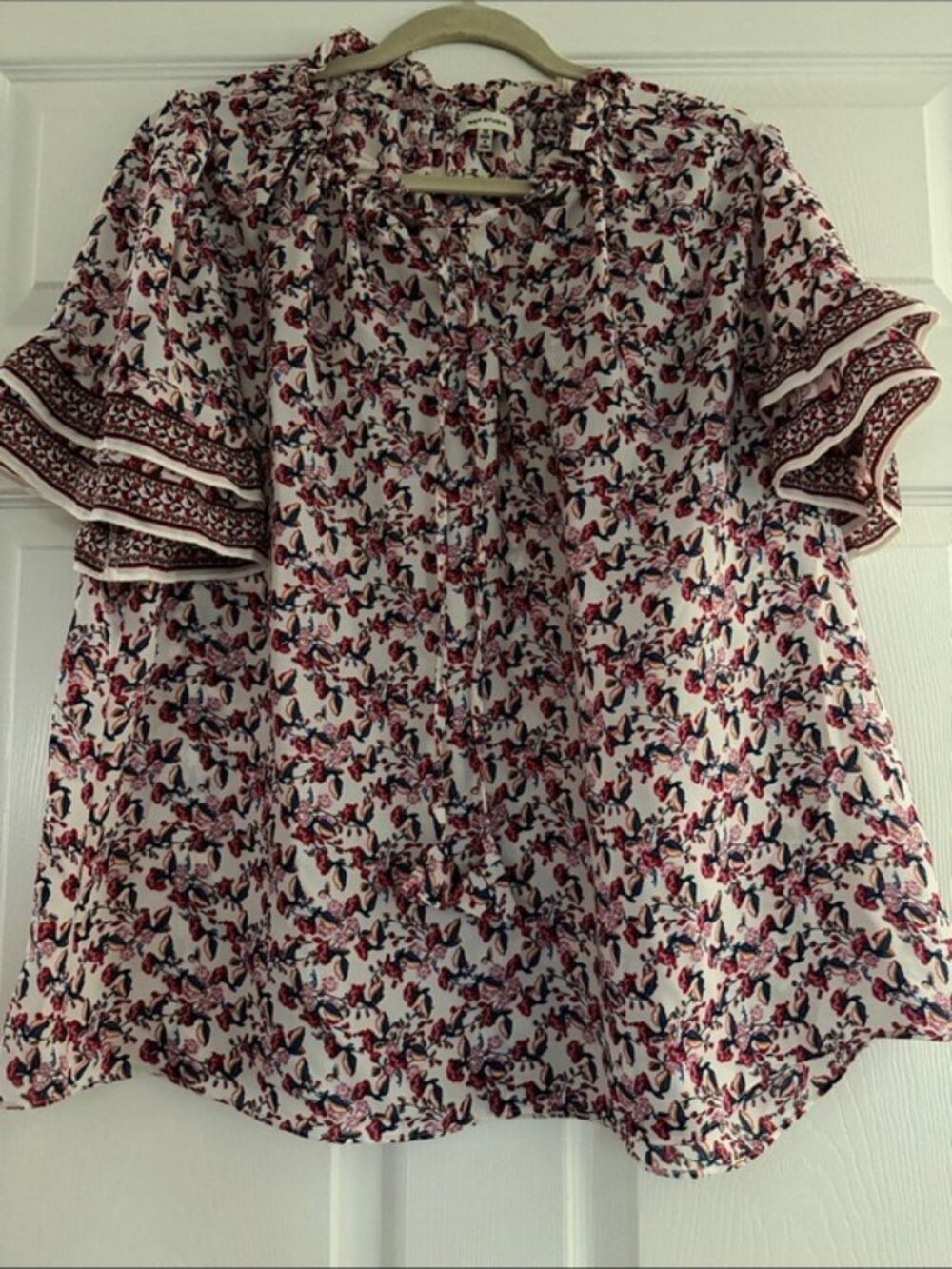 Max Studio Floral Print Blouse With Ruffle Trim Sleeves Size 1X Made In China